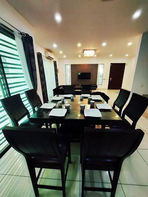 ●Stg12●3-Storey●Private House●2Step Access Garden● Bayan Lepas 0*,