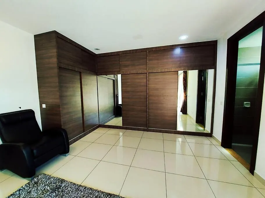 Willa ●Stg12●3-Storey●Private House●2Step Access Garden● Bayan Lepas Malezja