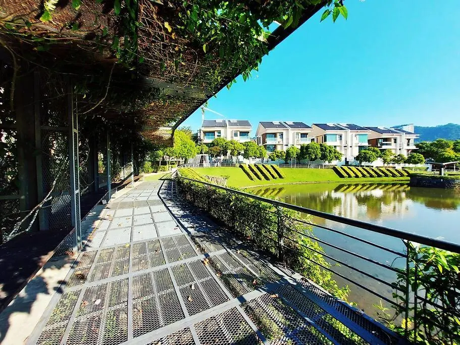 ●Stg12●3-Storey●Private House●2Step Access Garden● Bayan Lepas Willa