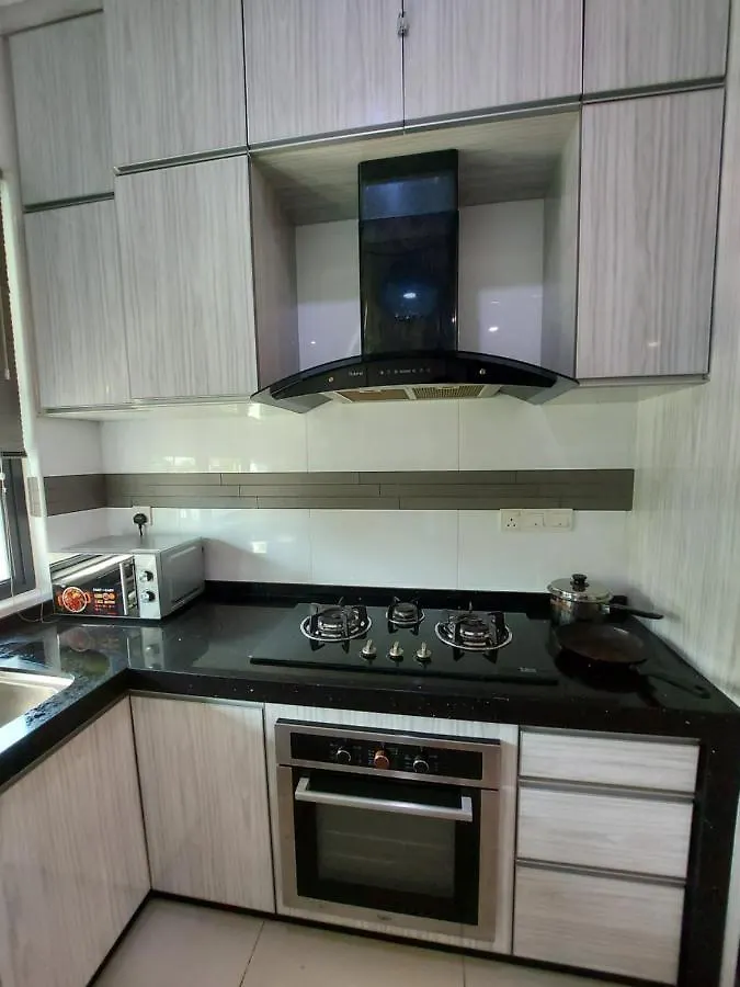 ●Stg12●3-Storey●Private House●2Step Access Garden● Bayan Lepas Willa