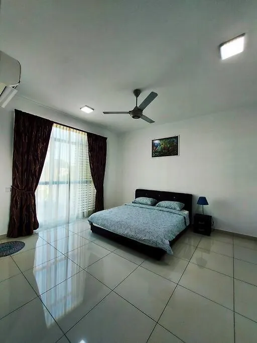 Villa ●Stg12●3-Storey●Private House●2Step Access Garden● Bayan Lepas